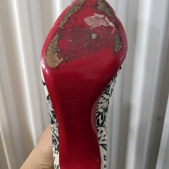 Gravitissima 100 Lycra thigh high black & white boot. - Picture 9 of 11